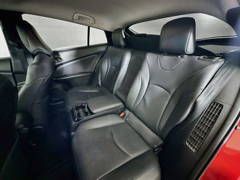 Used 2017 Toyota Prius Prime Advanced FWD image 27