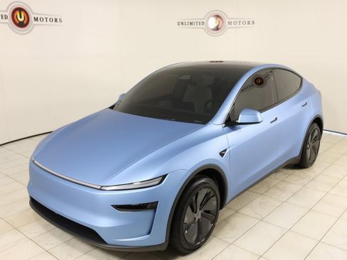 Used 2026 Tesla Model Y Long Range image 35
