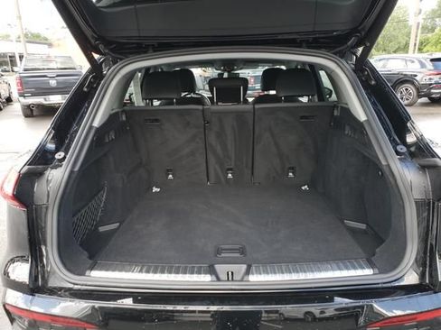Used 2025 Audi Q5 Premium w/ Convenience Package AWD/4WD image 5