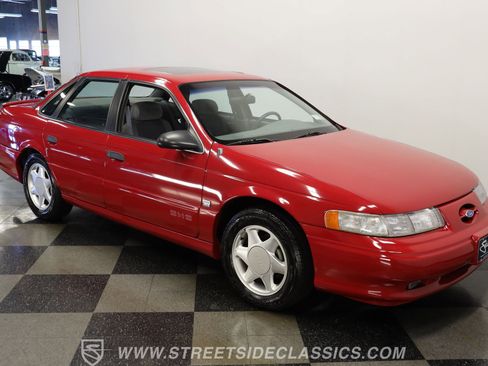 Used 1993 Ford Taurus SHO image 13