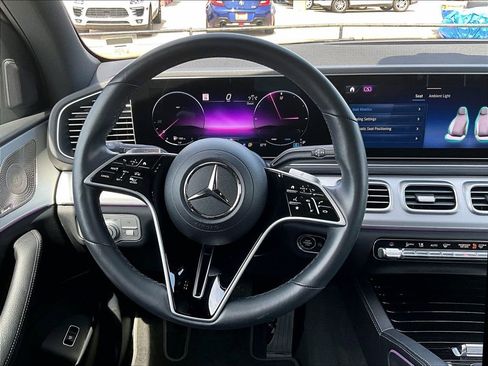 Used 2025 Mercedes-Benz GLE 350 4MATIC image 15