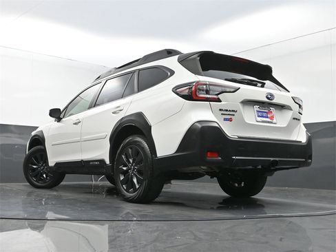 Used 2024 Subaru Outback Onyx Edition image 27