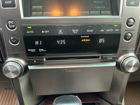 Used 2011 Lexus GX 460 image 22