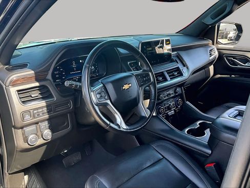 Used 2023 Chevrolet Tahoe LT w/ Luxury Package RWD image 18