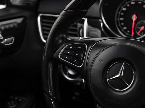 Used 2018 Mercedes-Benz GLS 550 4MATIC image 12