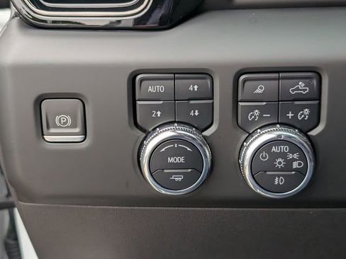 Used 2023 GMC Sierra 1500 AT4X AWD/4WD image 21