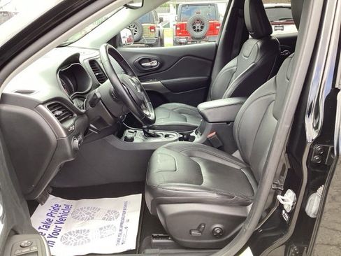 Used 2021 Jeep Cherokee Latitude Lux w/ Trailer Tow Group image 27