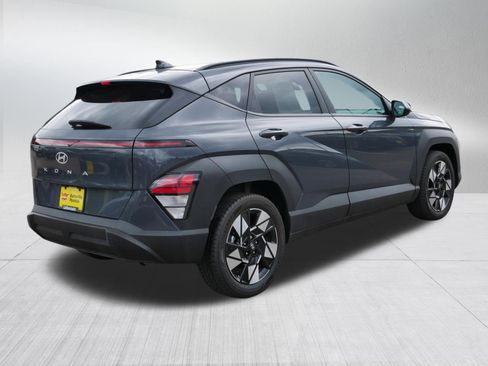 Certified 2024 Hyundai Kona SEL w/ Convenience Package FWD image 7
