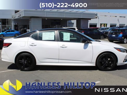 Used 2023 Nissan Sentra SR w/ Midnight Edition Package FWD image 6