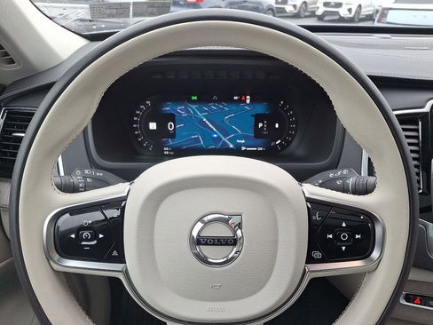 Certified 2024 Volvo XC90 B6 Ultimate w/ Protection Package Premier image 22