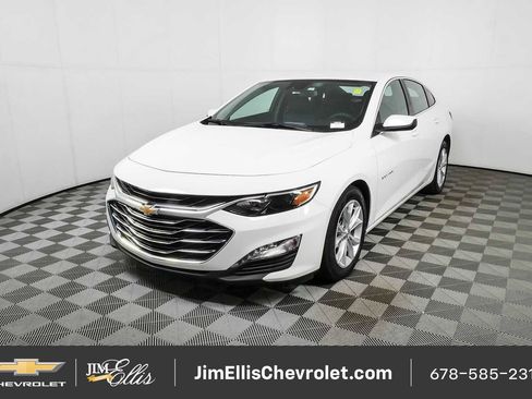 Certified 2025 Chevrolet Malibu LT FWD image 16