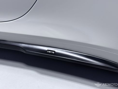 Used 2018 Porsche 911 Turbo S AWD/4WD image 9