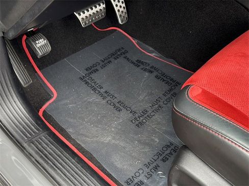 Certified 2023 Dodge Challenger R/T Scat Pack w/ Plus Package image 18