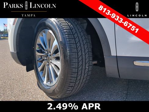 Certified 2022 Lincoln Nautilus Reserve image 34