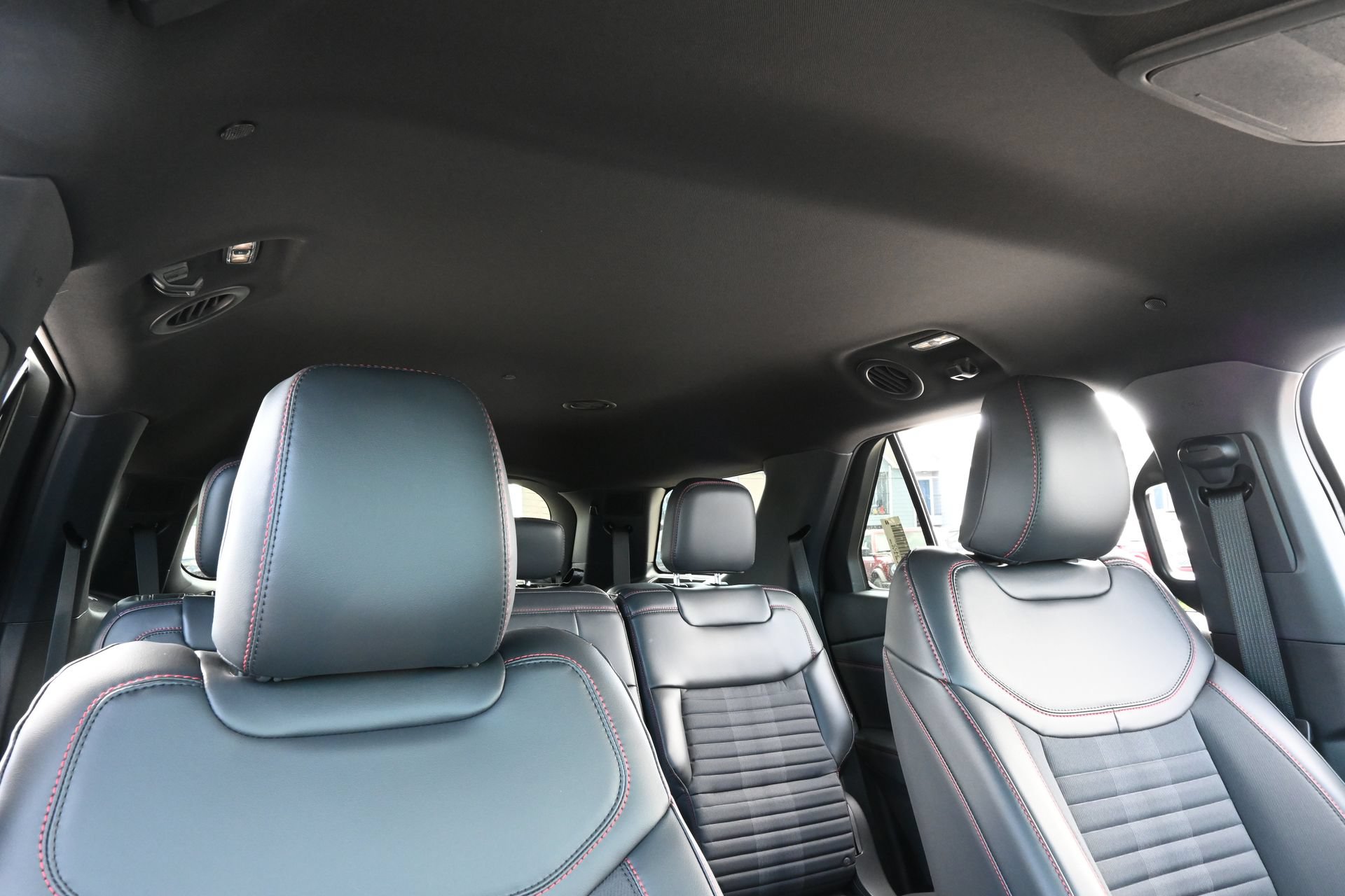 New 2026 Ford Explorer ST-Line w/ Premium Package RWD image 24