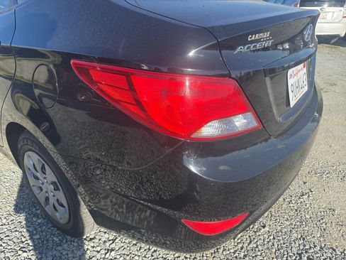 Used 2017 Hyundai Accent SE image 10