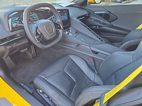 Used 2025 Chevrolet Corvette Stingray Preferred Conv w/ Stealth Interior Trim Package RWD image 16