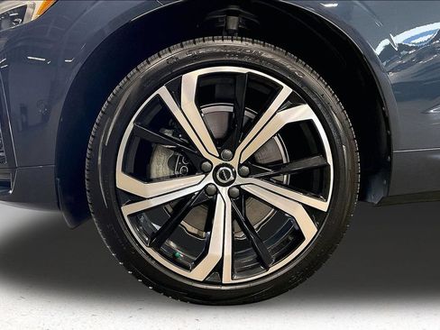 Used 2024 Volvo XC60 T8 Ultimate w/ Protection Package Premier AWD/4WD image 35