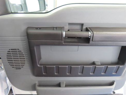Used 2016 Ford F250 XL w/ Power Equipment Group AWD/4WD image 25