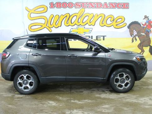 Used 2022 Jeep Compass Trailhawk w/ Trailhawk Elite Group AWD/4WD image 1