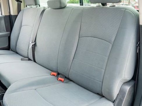 Used 2017 RAM 2500 SLT AWD/4WD image 32