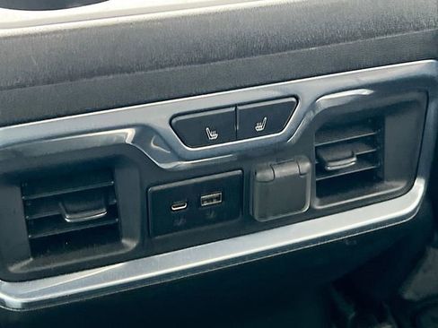 Used 2022 GMC Sierra 2500 AT4 w/ AT4 Premium Plus Package image 27