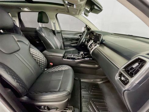 Certified 2022 Kia Sorento SX FWD image 32