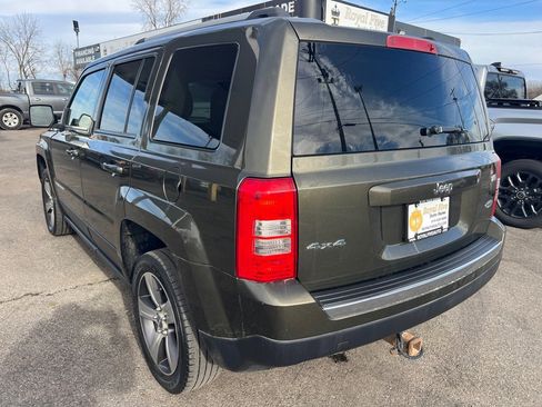 Used 2016 Jeep Patriot 4WD image 13
