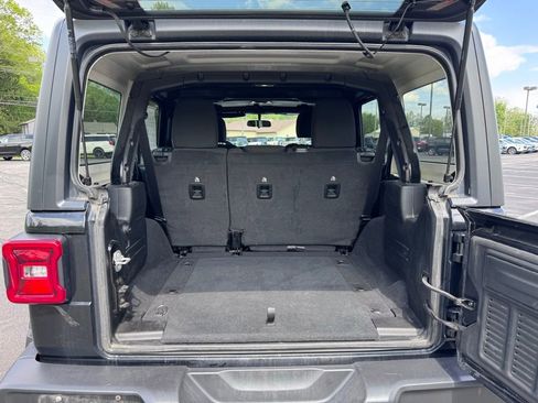 Used 2021 Jeep Wrangler Unlimited Sport AWD/4WD image 23