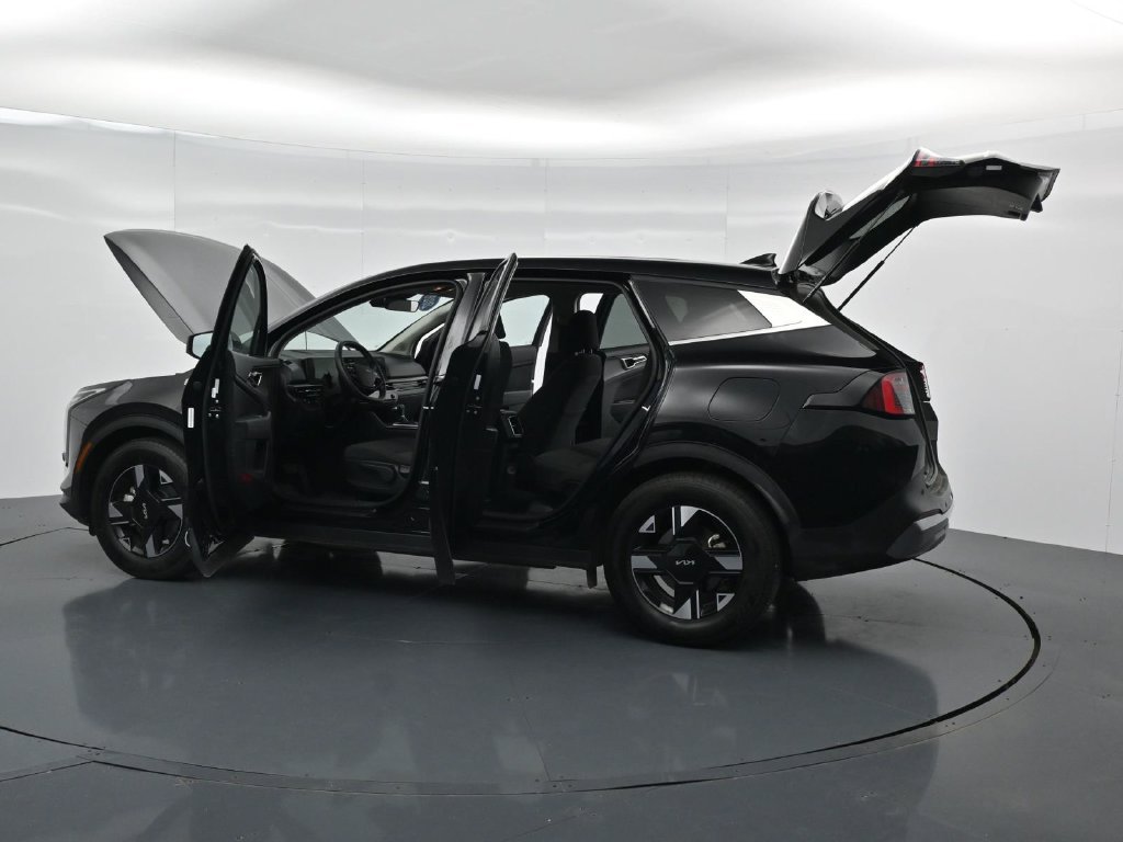 Used 2026 Kia Sportage LX FWD image 44