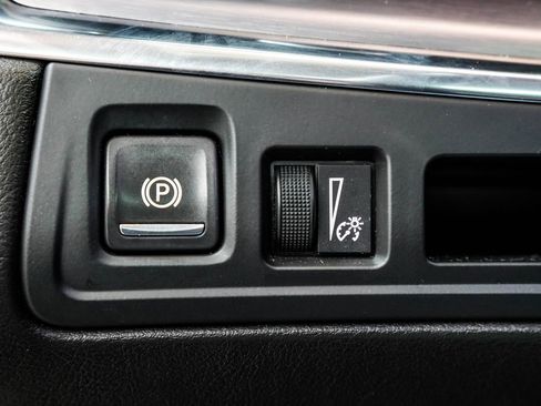 Used 2019 Cadillac XT5 Premium Luxury AWD/4WD image 40