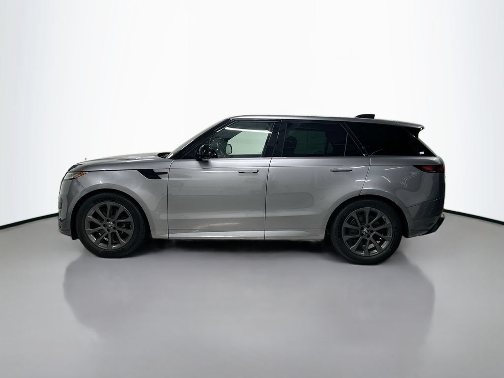 Used 2024 Land Rover Range Rover Sport Dynamic SE AWD/4WD image 2