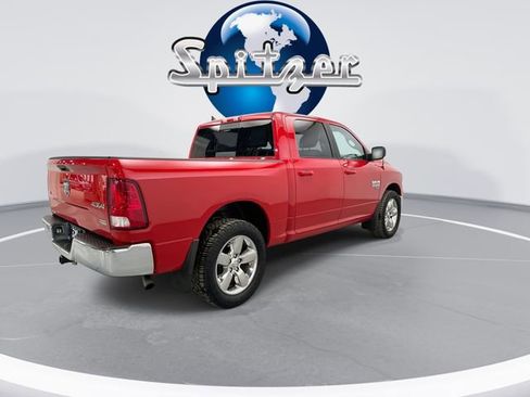 Used 2019 RAM 1500 Classic SLT w/ Luxury Group image 11