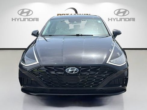 Used 2023 Hyundai Sonata SEL w/ Preferred Accessory Package FWD image 2