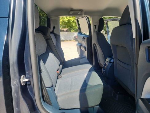 Used 2022 Ford Maverick XLT image 34