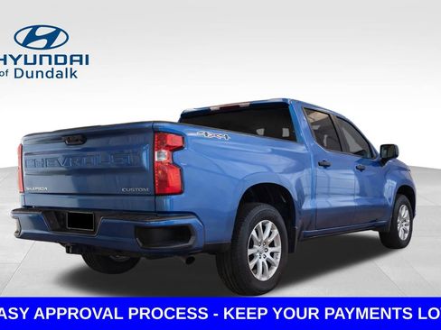 Used 2024 Chevrolet Silverado 1500 Custom AWD/4WD image 2