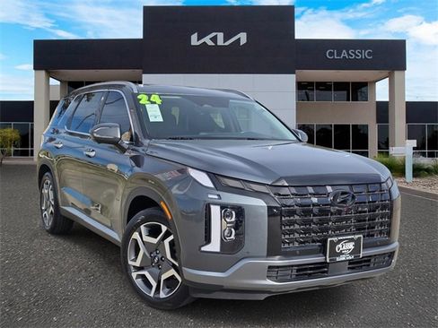 Used 2024 Hyundai Palisade Limited image 1