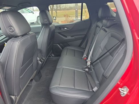 New 2026 Chevrolet Equinox LT w/ Convenience Package II AWD/4WD image 27