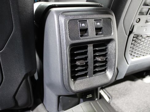Used 2025 Ford Bronco Big Bend w/ Black Diamond Package AWD/4WD image 36