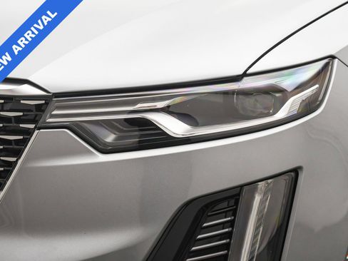 Used 2025 Cadillac XT6 Premium Luxury image 31