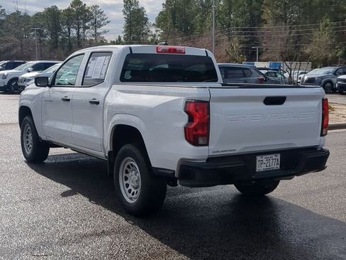 Used 2024 Chevrolet Colorado W/T image 6
