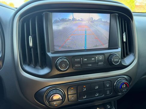 Used 2015 Chevrolet Colorado Z71 RWD image 23