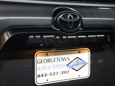Used 2019 Toyota 4Runner Limited AWD/4WD image 21