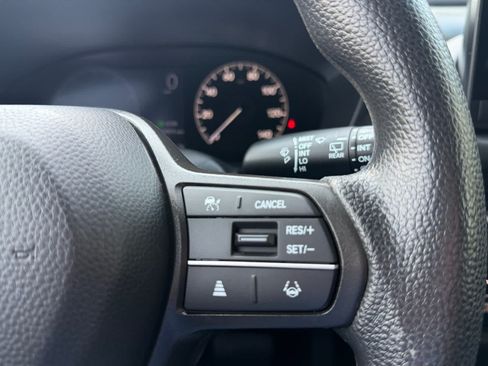 Used 2025 Honda HR-V LX image 21