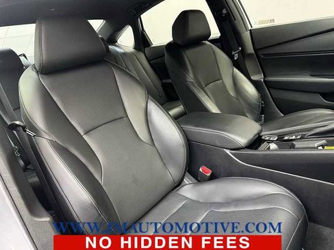 Used 2023 Honda Accord Sport image 21