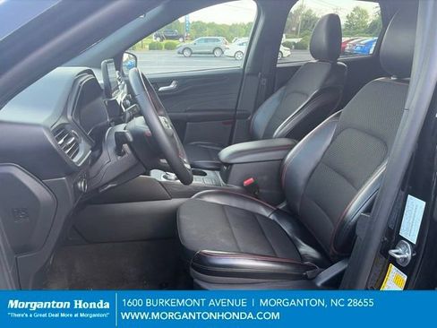 Used 2025 Ford Escape ST-Line AWD/4WD image 13
