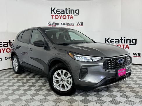 Used 2025 Ford Escape Active image 3