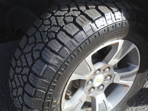 Used 2016 Chevrolet Colorado Z71 image 11