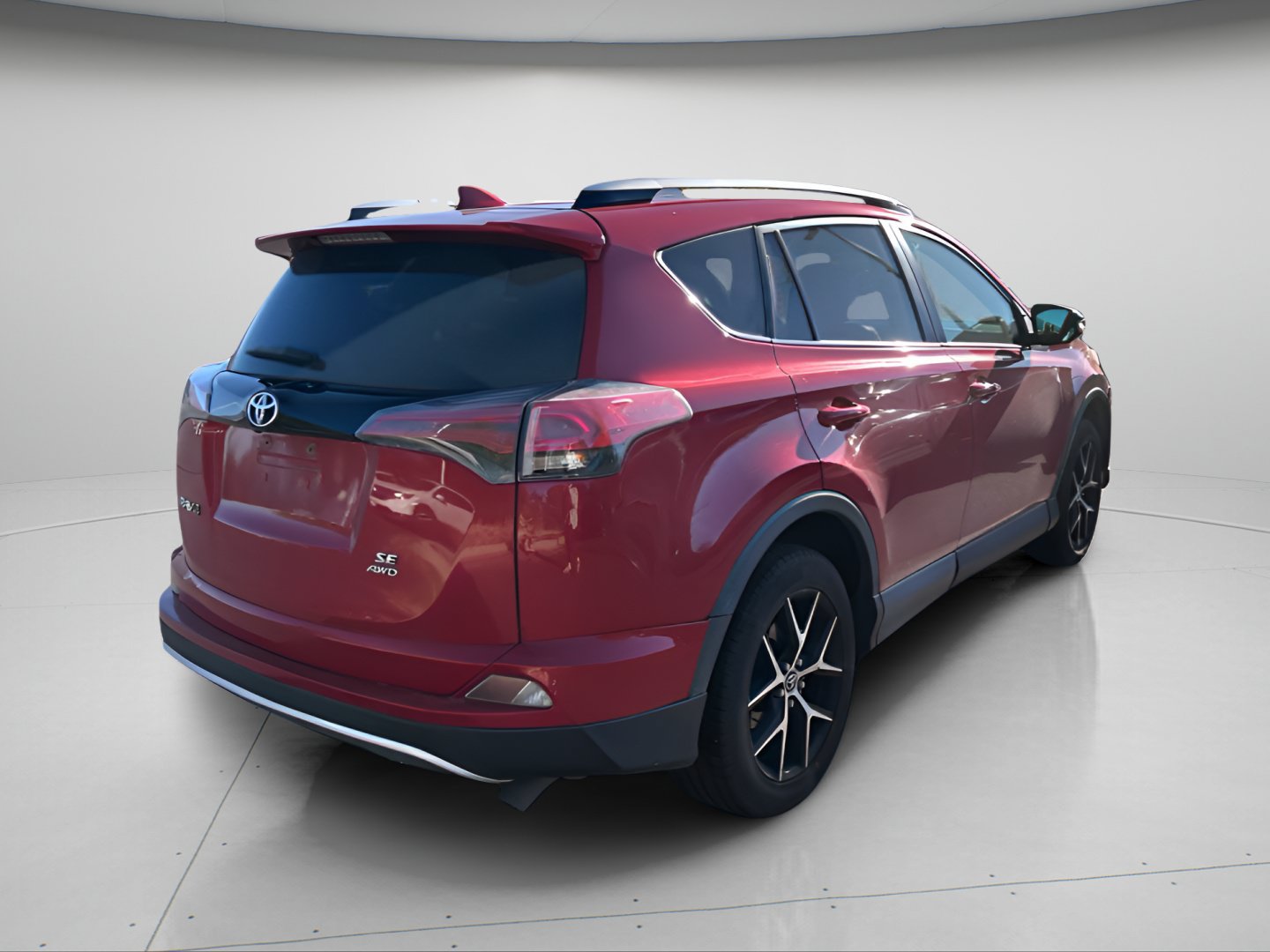 Used 2016 Toyota RAV4 SE AWD/4WD image 5