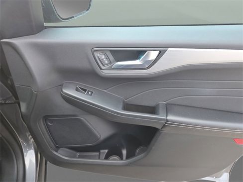 Used 2023 Ford Escape Platinum image 37